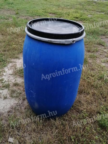 220 l plastic food barrel with bayonet lock for sale for 10 thousand/each