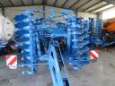 LEMKEN Solitair pneumatic seeder