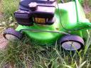 Viking MB 248 petrol lawn mower