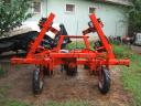 Row cultivator