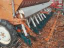 Rotary beet with seed drill