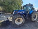 NEW HOLLAND EZ T7.270 AC-Traktor