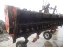 For sale KUHN 4,5 m dry crusher