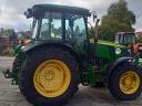 John Deere 5100M - tractor