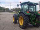 John Deere 5100M - tractor