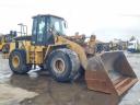 Caterpillar 966G front loader