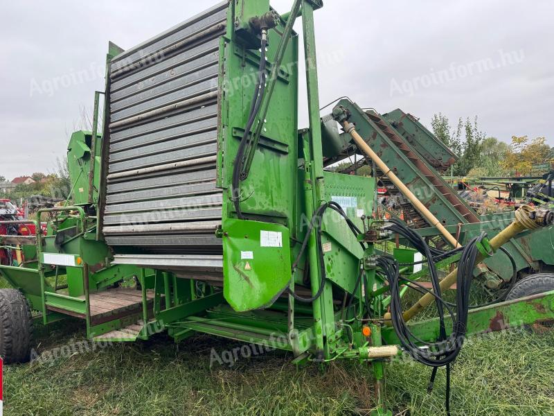 WÜHLMAUS 1033, single-row side-scraper potato harvester