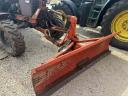 Belarus MTZ tractor front hydraulic reversing plate