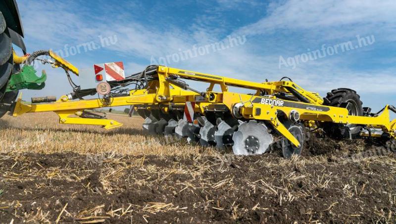 Bednar Actros RO 3000 cultivator de câmp de vânzare