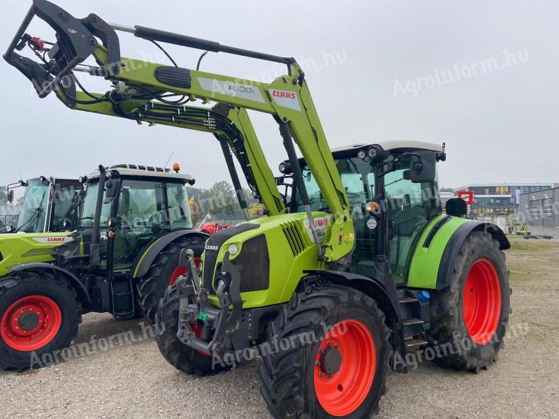 Claas Arion 440 tractor