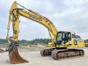 Komatsu HB365LC / 2018 / 10 800 hours / Air conditioning / Leasing from 20%