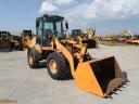 Case 221 D front loader