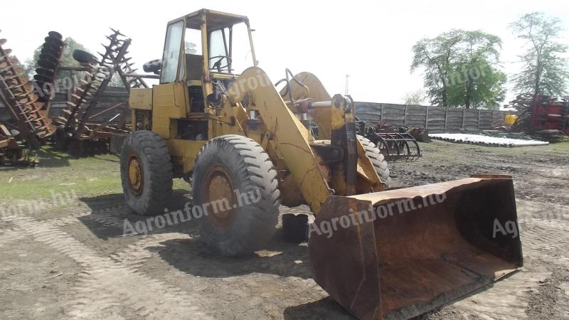 Fadroma L200 front loader for sale