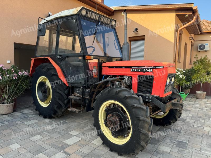 Zetor 6045 tractor