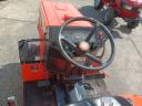 Tractor mic japonez Hinomoto N179 cu trei cilindri, 18 CP, tracțiune 4x4