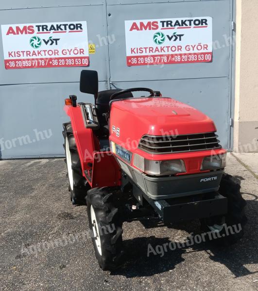 Tractor mic japonez Yanmar F5 cu trei cilindri, tracțiune integrală, 14,5 CP