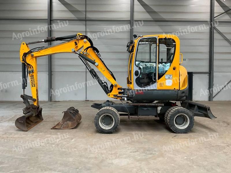 Neuson 6503 WD / 2014 / 3100 hodin / Leasing od 20%