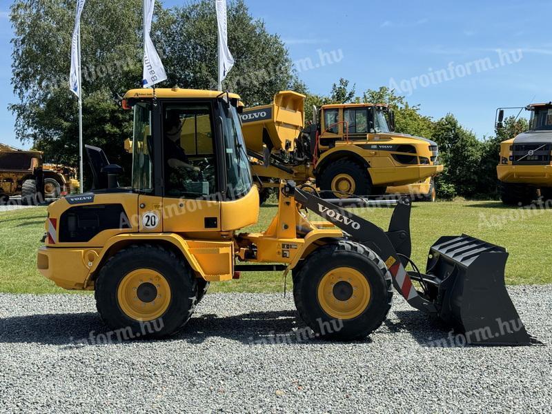 Volvo L35 G / 2021 / 780 h / Rychloupínák / Leasing od 20%