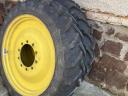 John Deere maintenance wheel/tilling wheel set