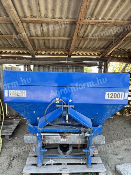 Fertiliser spreader for sale