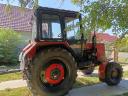 Tractor MTZ 82, remorcă MBP 6,5 cu platformă laterală