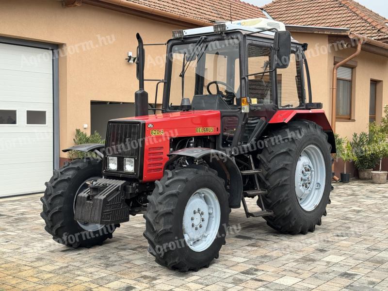 Belarus MTZ 820.4 tractor