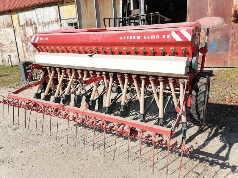 Reform 21 row, 2.5 m seed drill