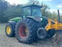 John Deere 8520