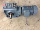 Geared electric motor 0,75 kW 7 rpm, like new