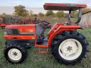 Kubota 32LE PowerShift, vopsea originală, 2 anvelope față noi, livrare gratuită, tractor mic japonez