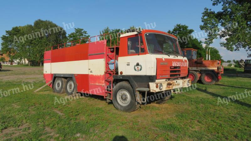 Camion cisternă Tatra 815 PR 3