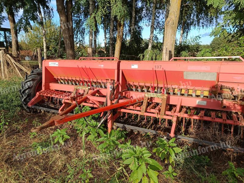 Kühne-Lajta grain drill for sale