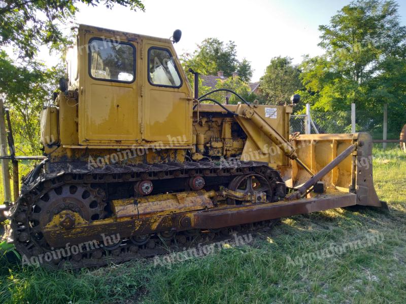 We undertake deep ploughing, dozer drilling