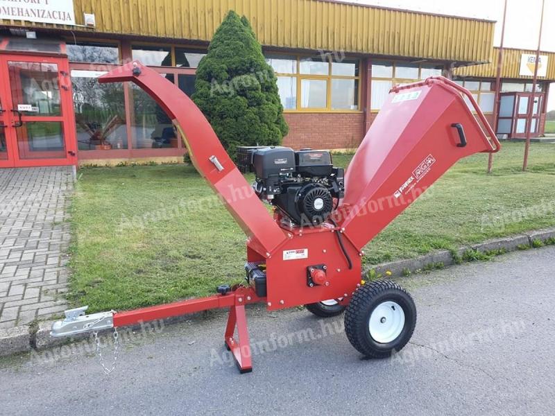 Panex AGM motor-driven towable branch chipper, branch chipper