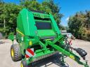 John Deere V451 G baler