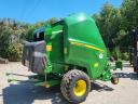 John Deere V451 G baler