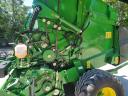 John Deere V451 G baler