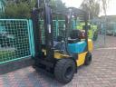 Komatsu 2 ton forklift (V-3667)