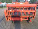 Kirchner Triumph L 25 type 2,5 ton iron side mounted small fertilizer spreader