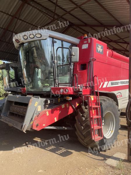 Kombajn zbożowy Massey Ferguson Beta 5523