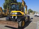 JCB Hydradig HD110W rubber wheeled rotary excavator