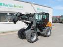 GiANT G 3500 articulated wheel loader