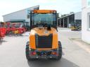 GiANT G 3500 articulated wheel loader