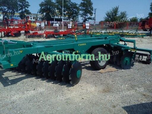 Agromerkur towed "V" heavy disc with rammer