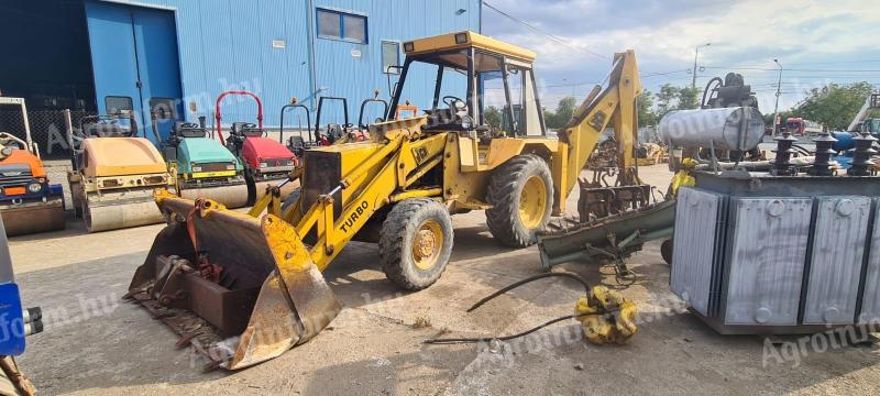 JCB 3CX excavator-loader combination machine