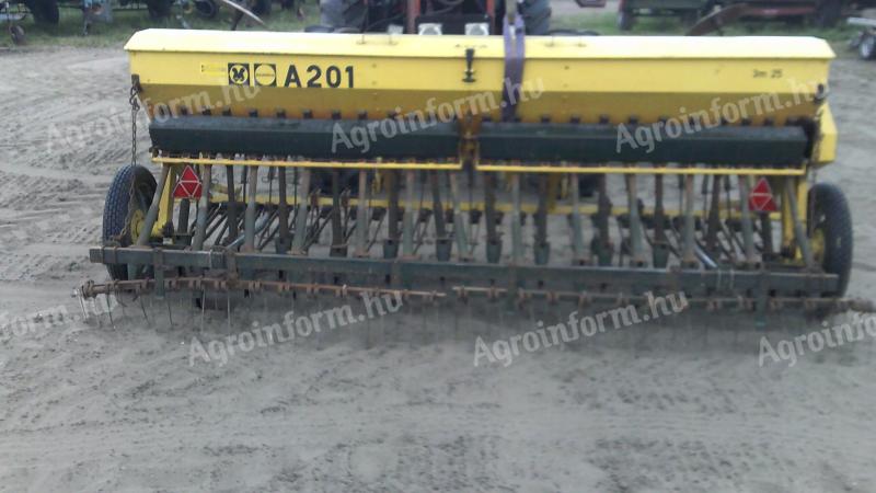 Saxonia A 201 type 3 metre, 25 row grain drill