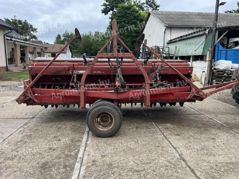 IH 6200 Grain drill