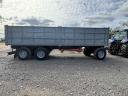 Three-axle tipper trailer