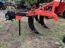 New three-knife soil spreader