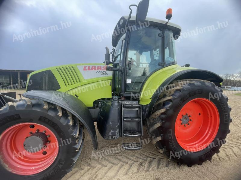 Tractor Claas Axion 820